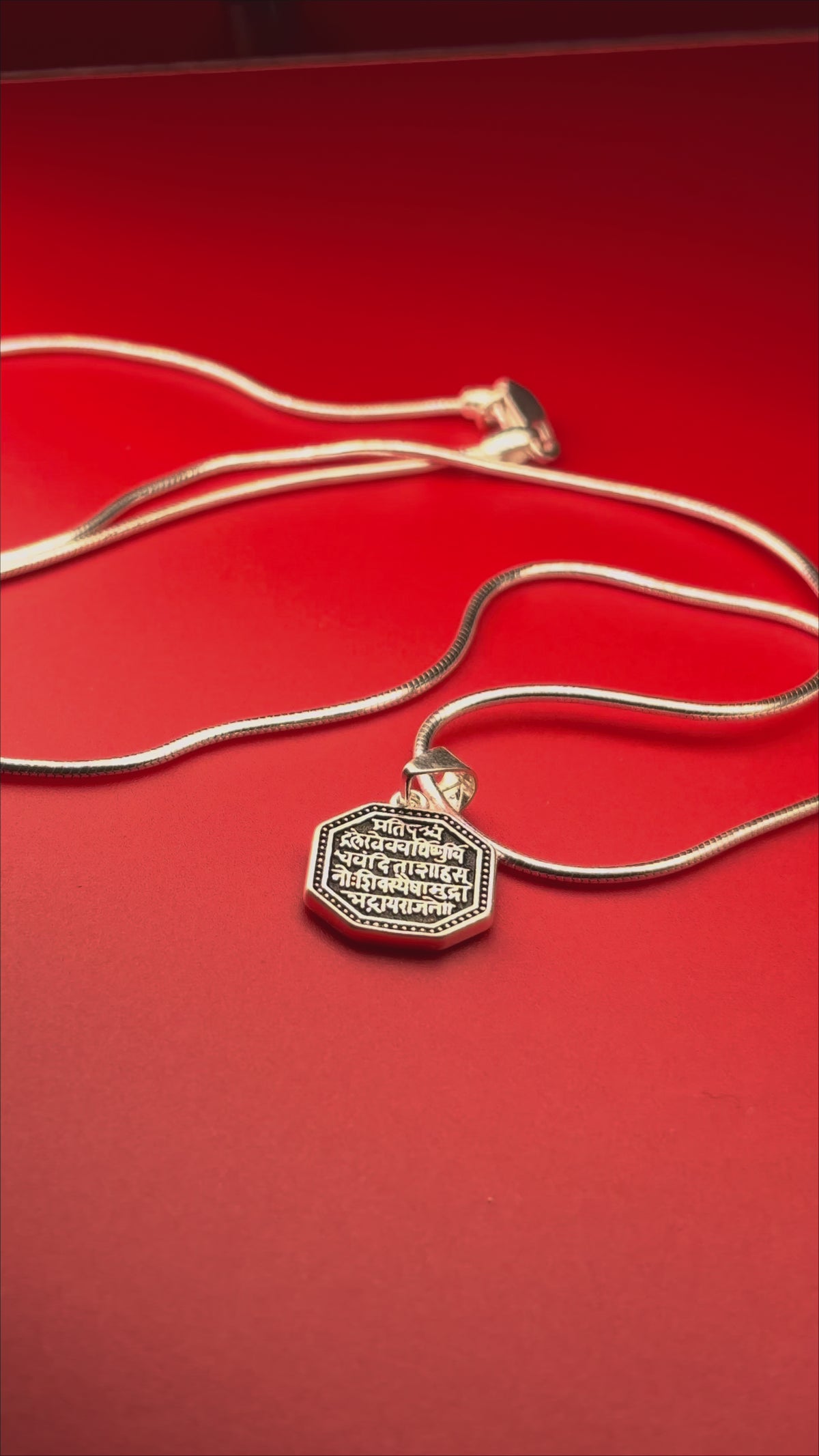 Shlok Engraved Silver Pendant – Timeless Sanskrit Craftsmanship